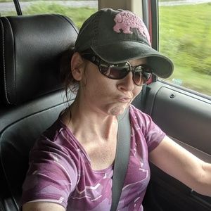 Meet your Posher, Lindsey